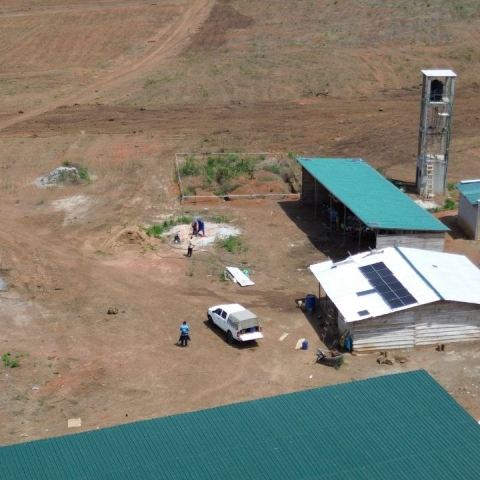 Système de pompage solaire pour ferme d'élevage à Ntui
