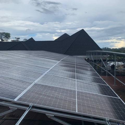 Centrale solaire a ATOOVENG