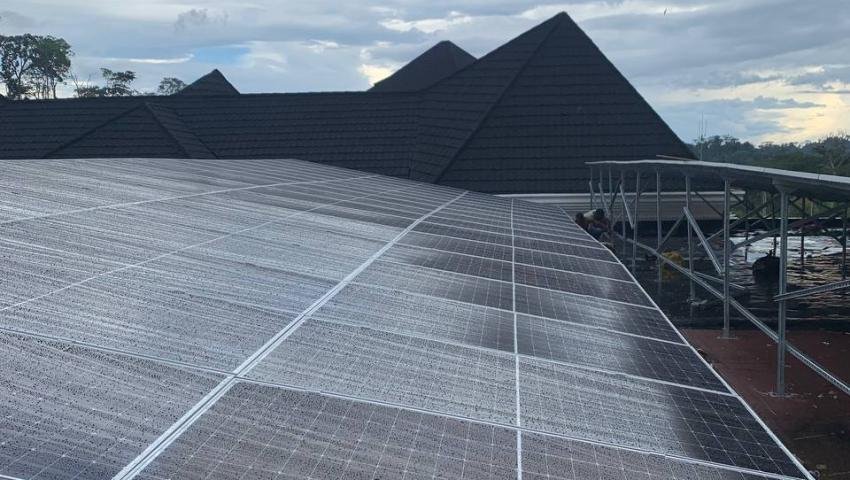 Centrale solaire a ATOOVENG